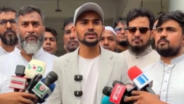 সবার সঙ্গে সম্পর্কের দরজা খোলা রেখে বাণিজ্যিক-সামরিক চুক্তিতে যেতে হবে: আসিফ মাহমুদ